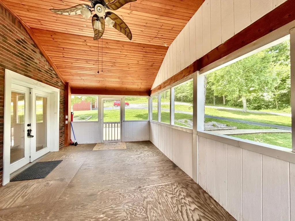 868 Ky-1258 Monticello KY 42633