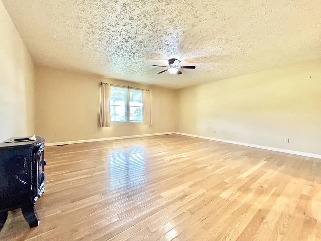 868 Ky-1258 Monticello KY 42633