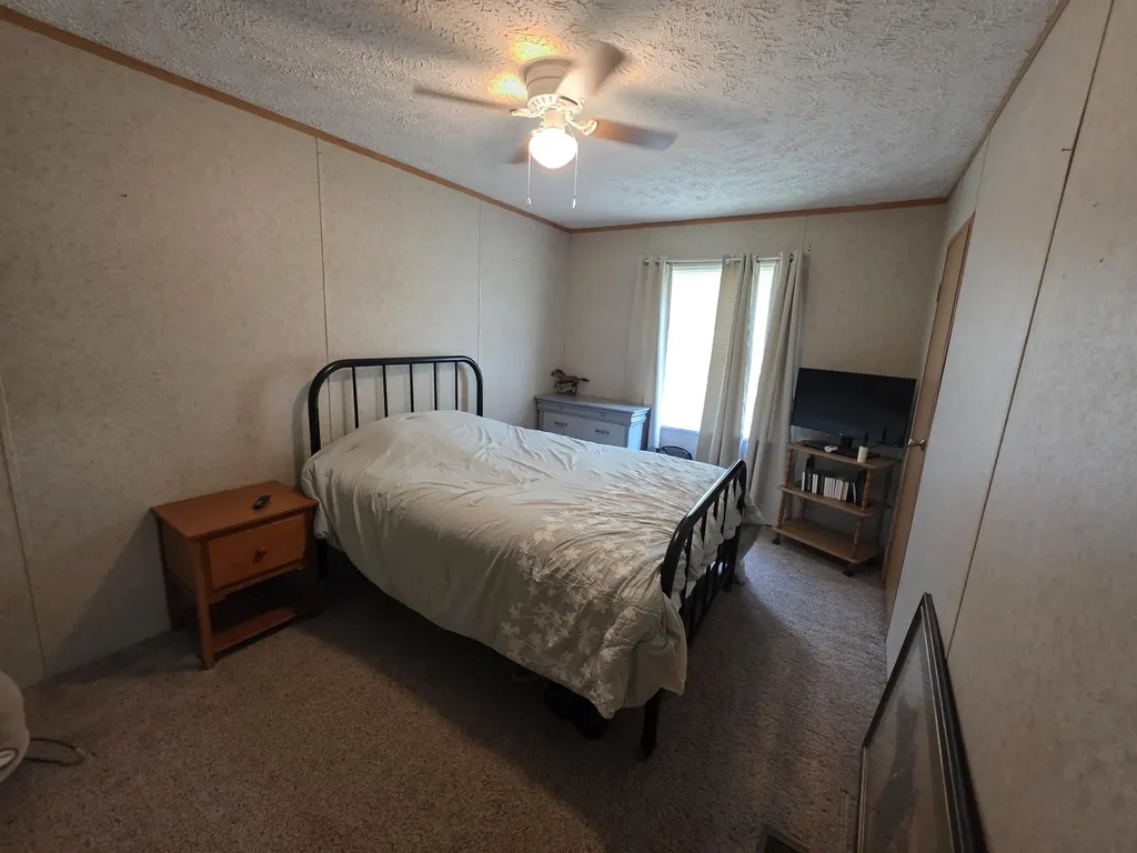 172 Boston Hill Road Monticello KY 42633