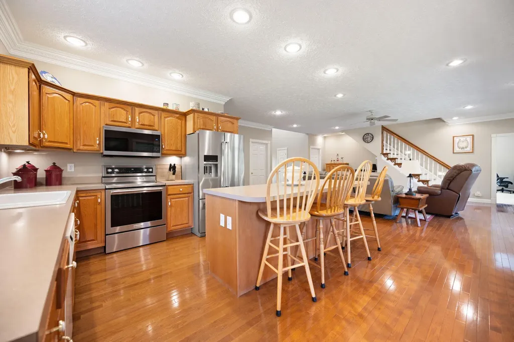 556 Murphy Lane Jamestown KY 42629