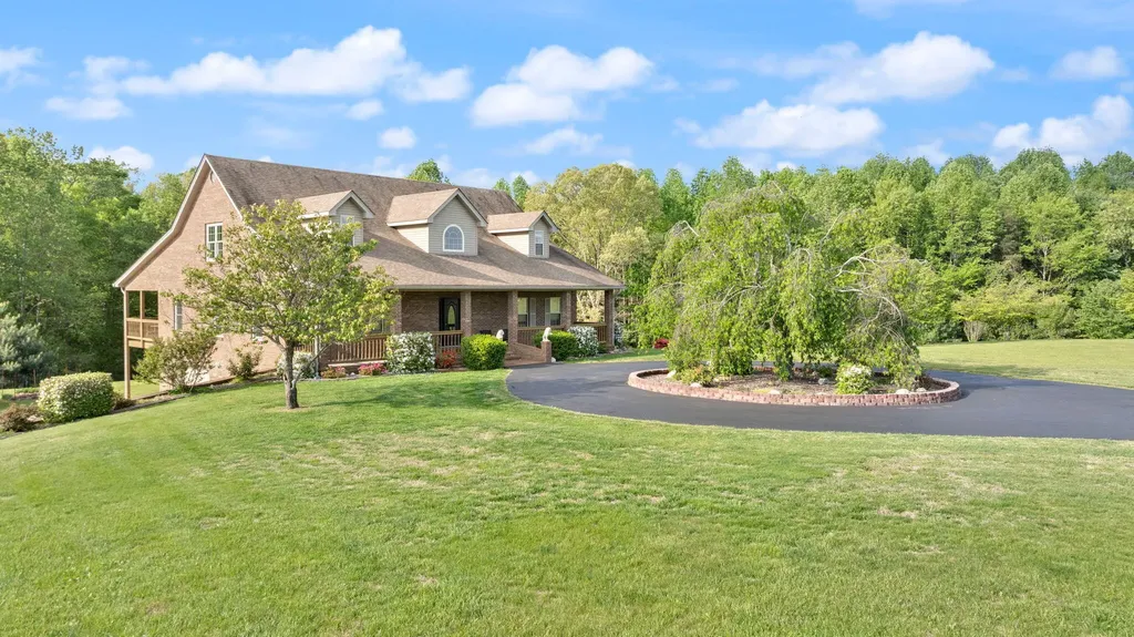 556 Murphy Lane Jamestown KY 42629
