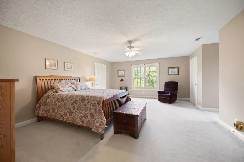 556 Murphy Lane Jamestown KY 42629