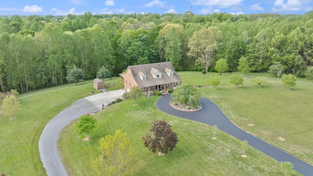 556 Murphy Lane Jamestown KY 42629