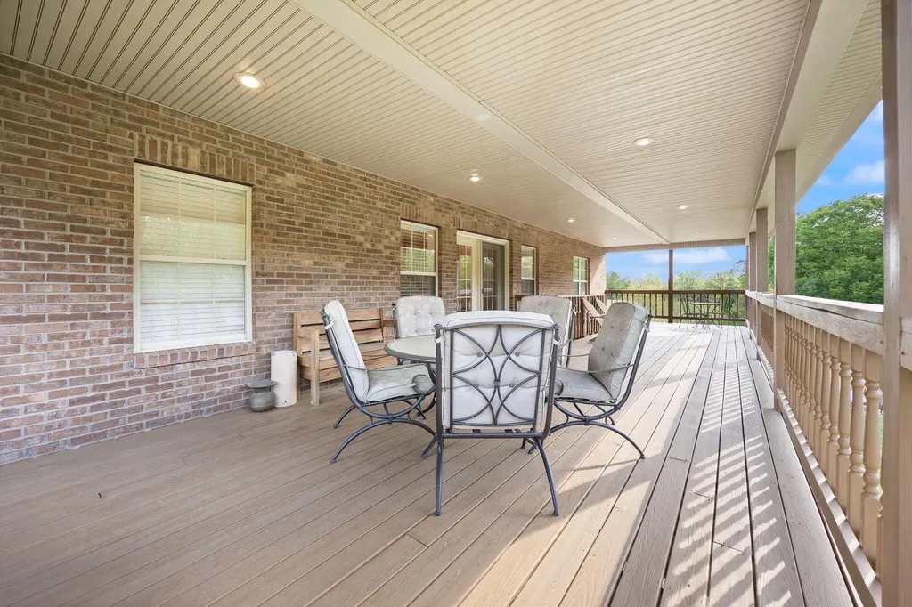 556 Murphy Lane Jamestown KY 42629