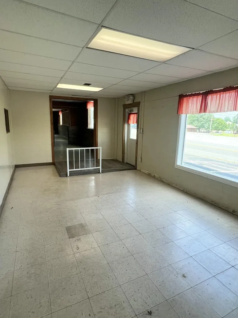 4661 Kentucky 379 Russell Springs KY 42642