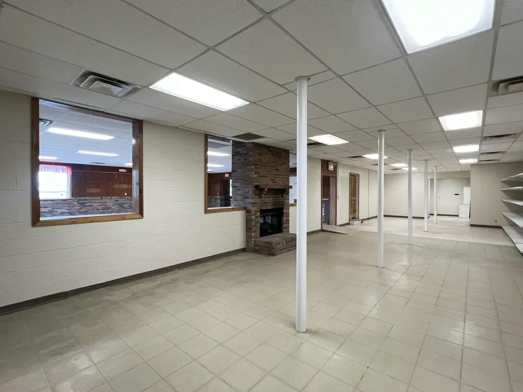 4661 Kentucky 379 Russell Springs KY 42642