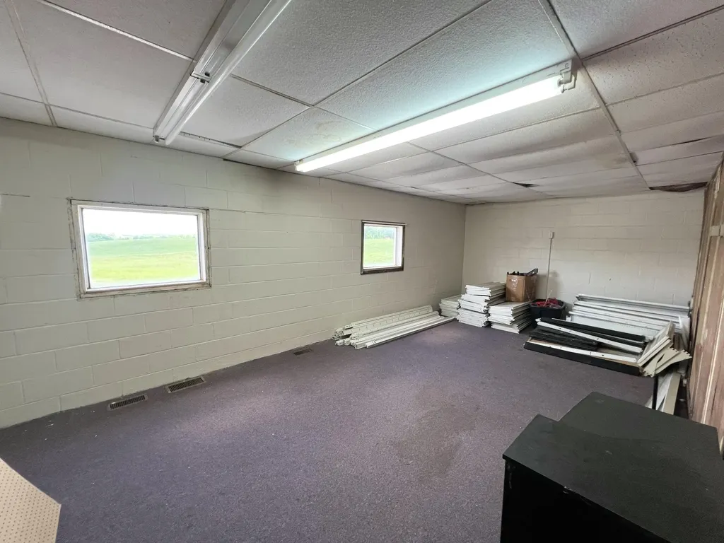 4661 Kentucky 379 Russell Springs KY 42642