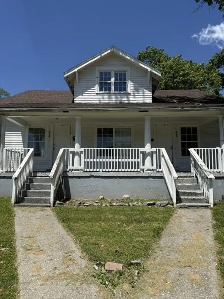 818-820 Holmes Street Frankfort KY 40601