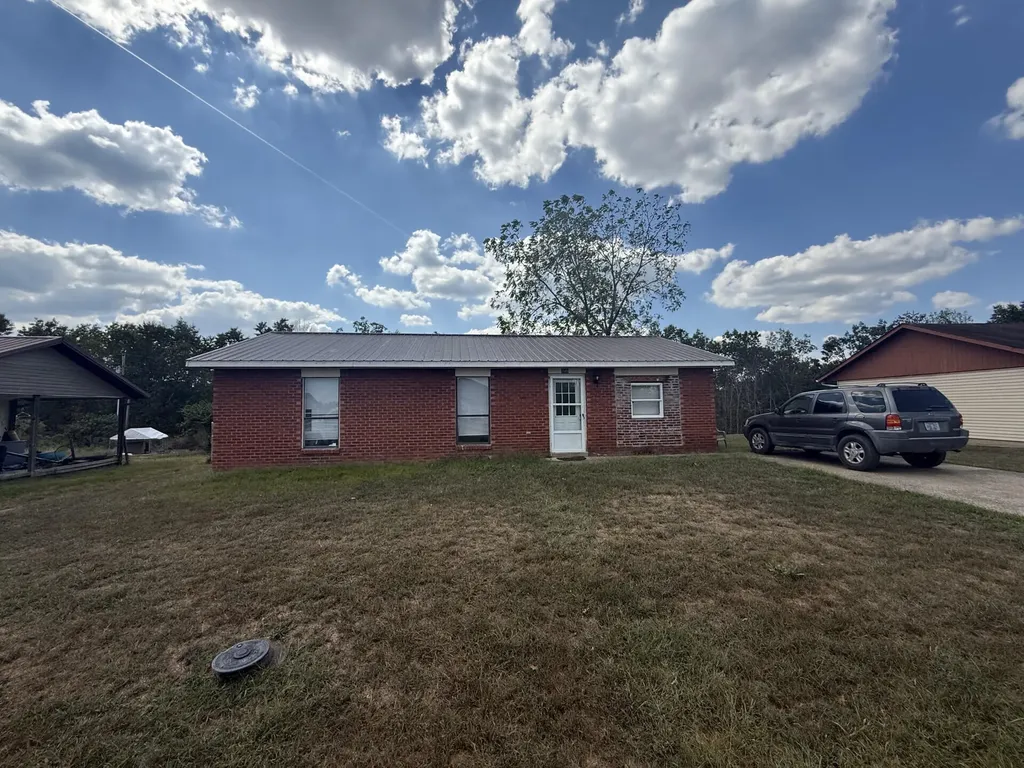 208 Strawberry Lane Olive Hill KY 41164