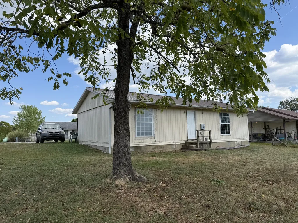 208 Strawberry Lane Olive Hill KY 41164