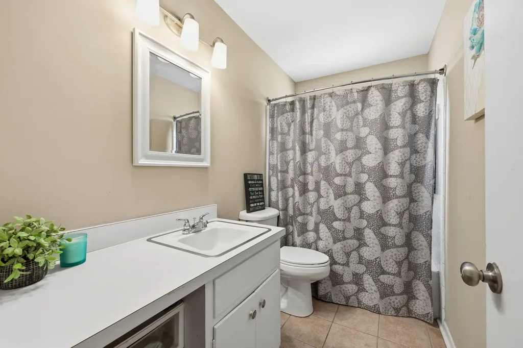 482 Dominican Drive Lexington KY 40511