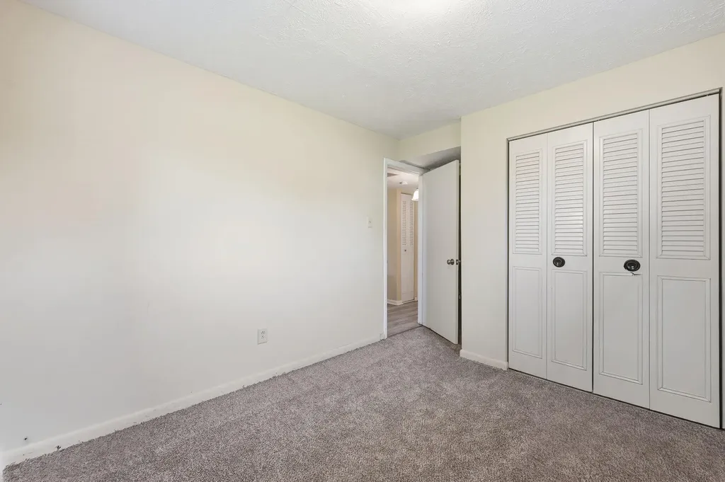 482 Dominican Drive Lexington KY 40511