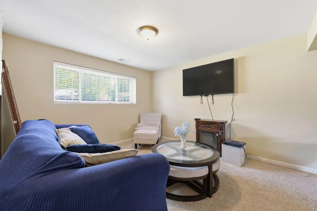 482 Dominican Drive Lexington KY 40511