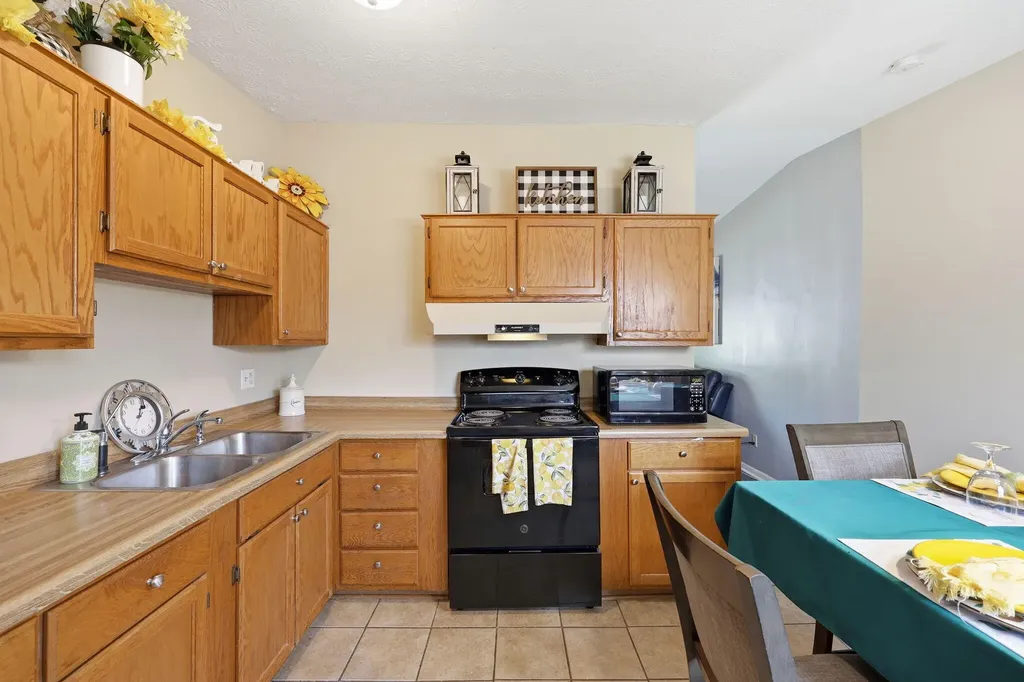 482 Dominican Drive Lexington KY 40511