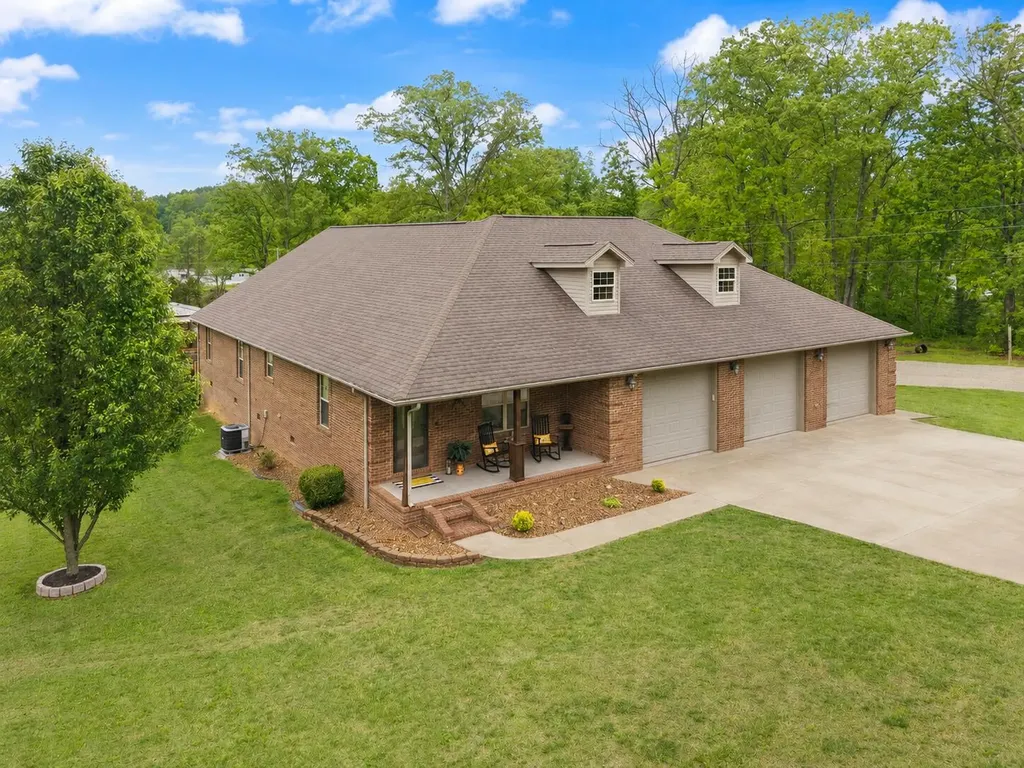 2105 Campground Road Somerset KY 42503