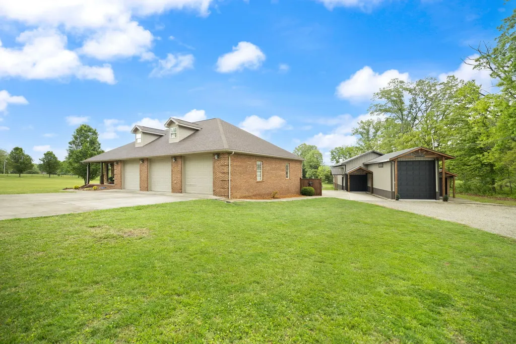 2105 Campground Road Somerset KY 42503