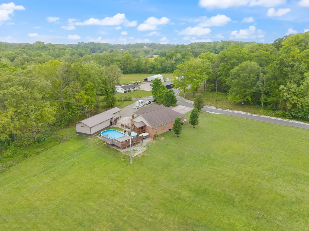 2105 Campground Road Somerset KY 42503