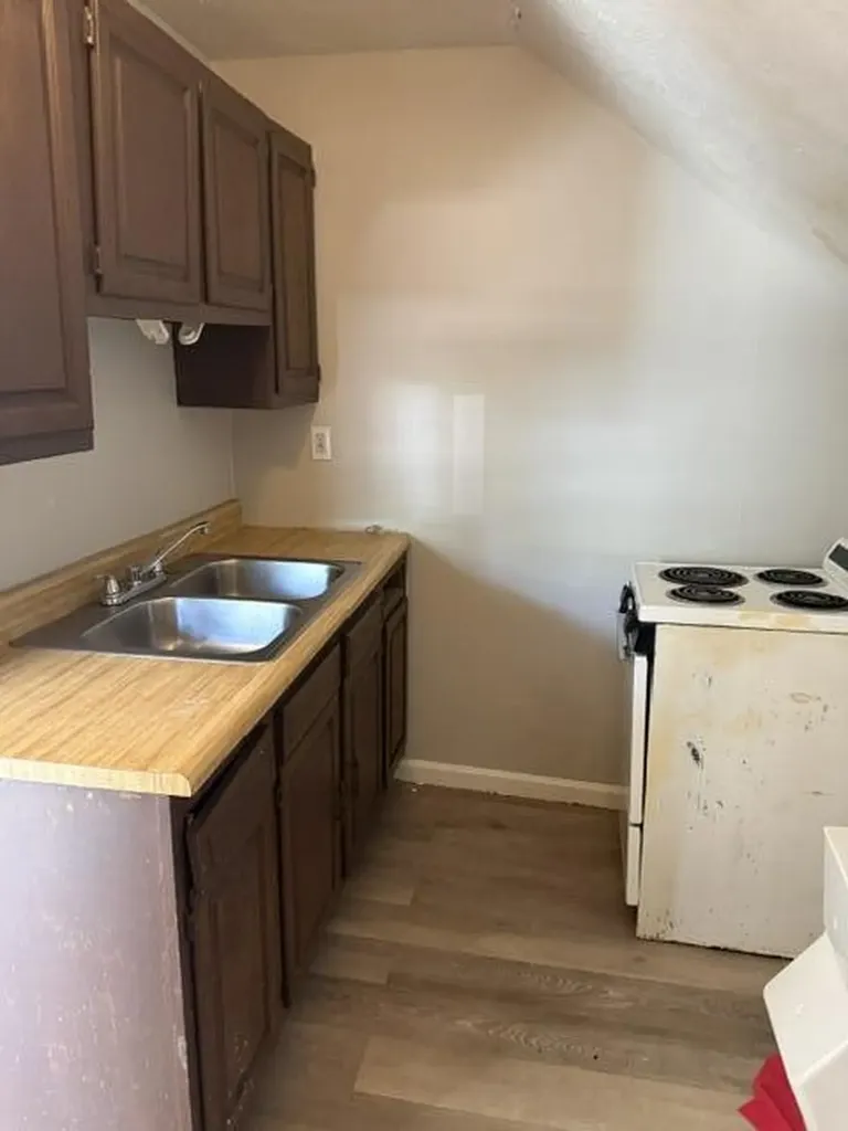 313 Holmes Street Frankfort KY 40601