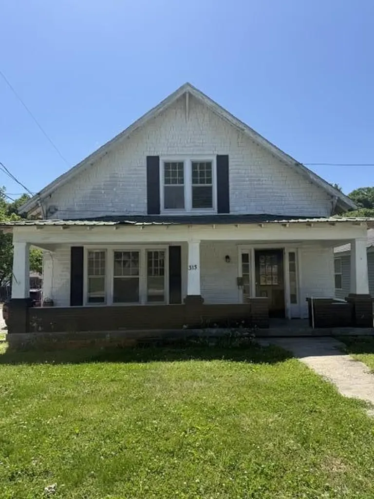 313 Holmes Street Frankfort KY 40601