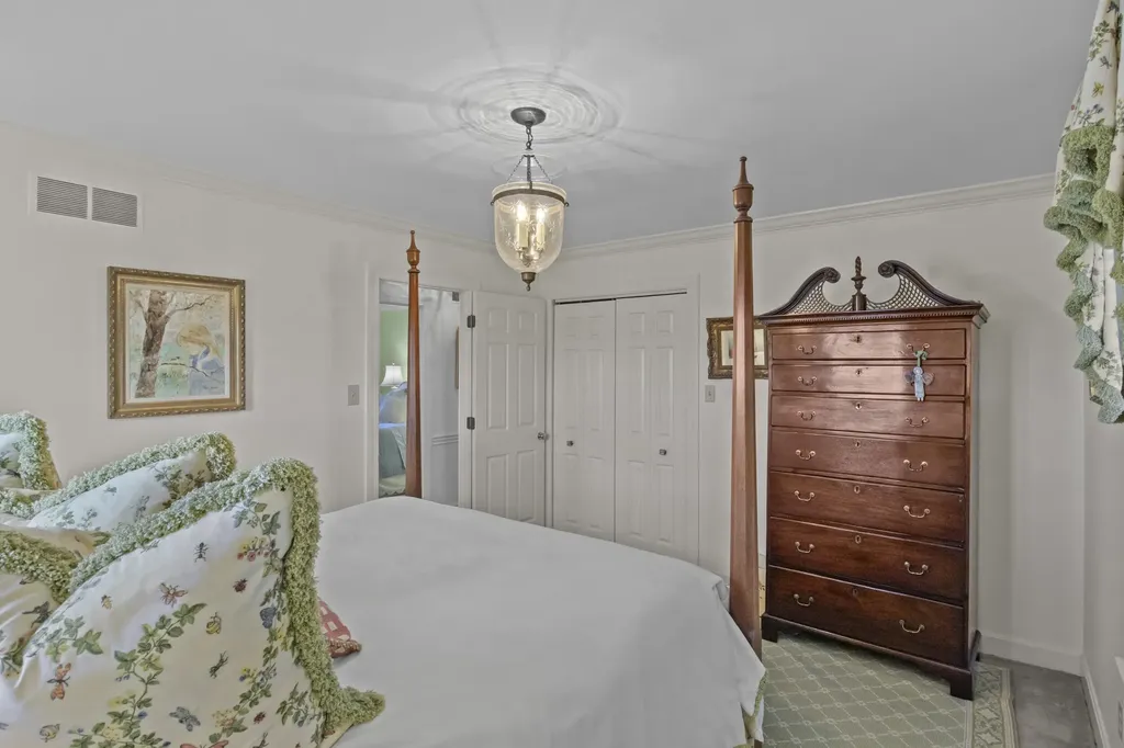 3201 Raven Creek Drive Lexington KY 40515