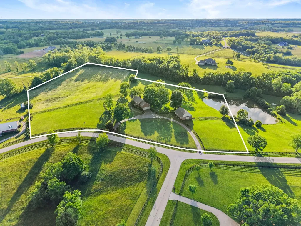 3201 Raven Creek Drive Lexington KY 40515