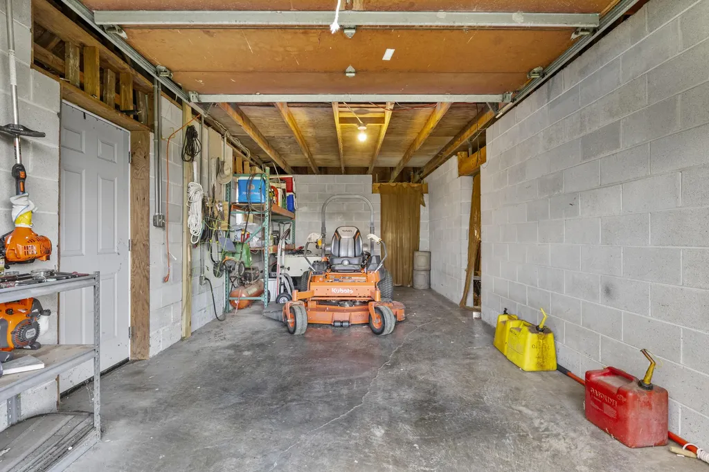 3201 Raven Creek Drive Lexington KY 40515