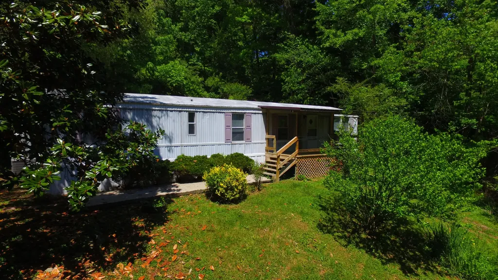 1326 Bacon Creek Road Corbin KY 40701