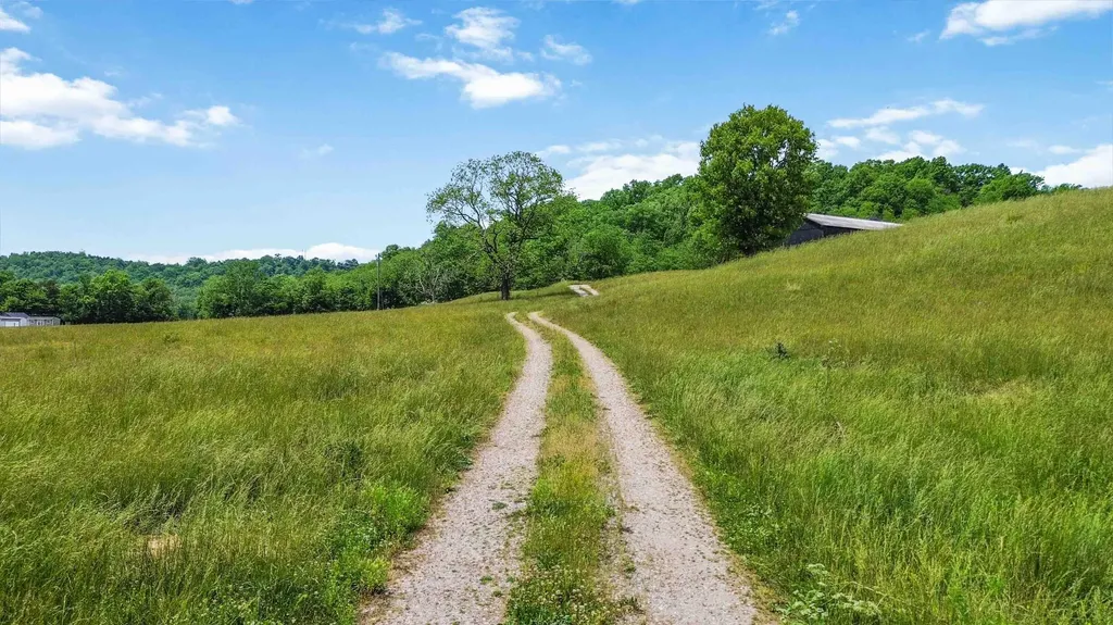 1490 Mule Shed Lane Richmond KY 40475