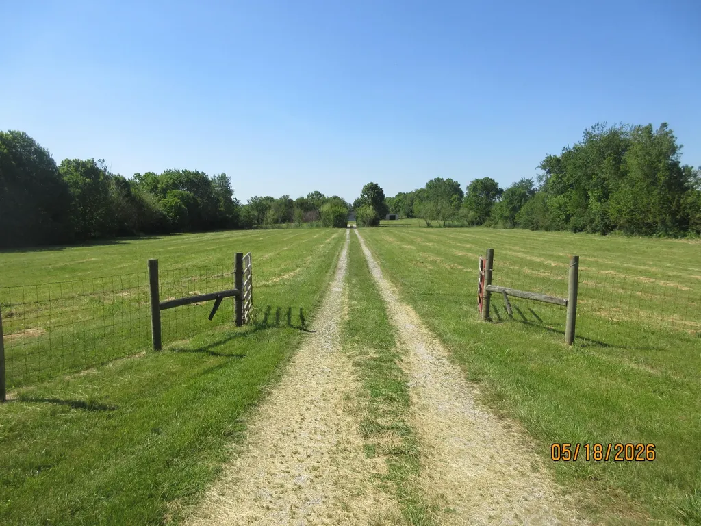 4784 Van Meter Road Winchester KY 40391