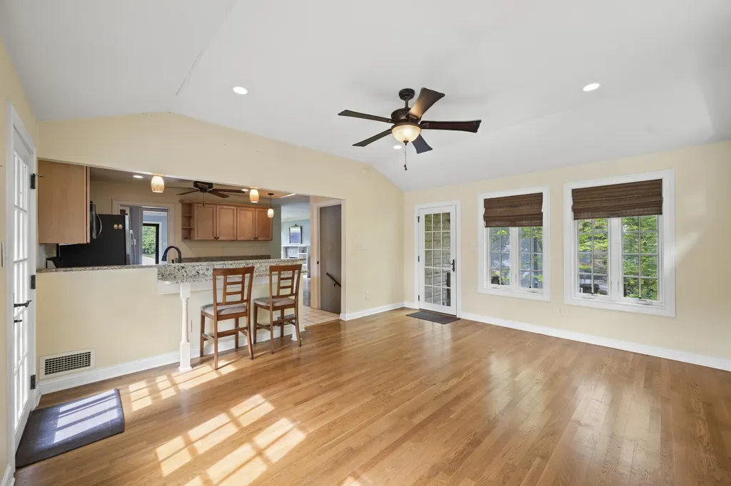 673 Mt Vernon Drive Lexington KY 40502