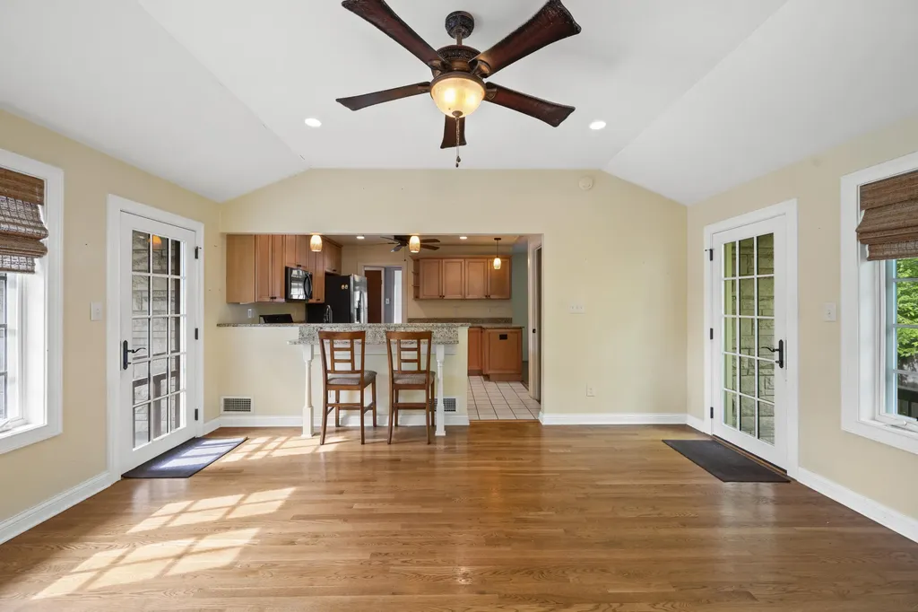 673 Mt Vernon Drive Lexington KY 40502