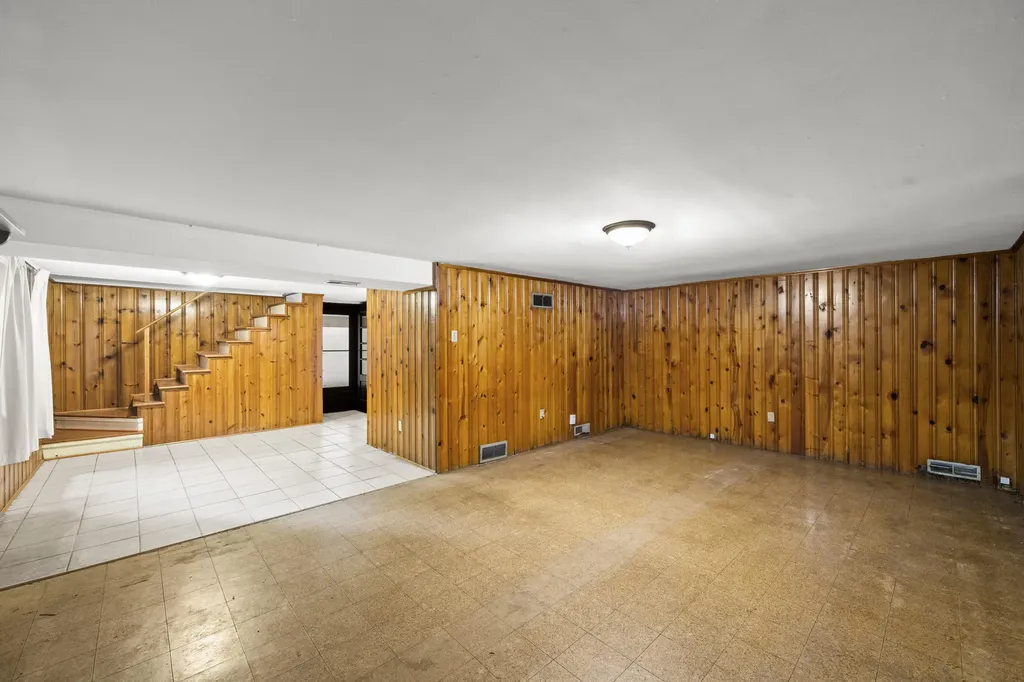 673 Mt Vernon Drive Lexington KY 40502
