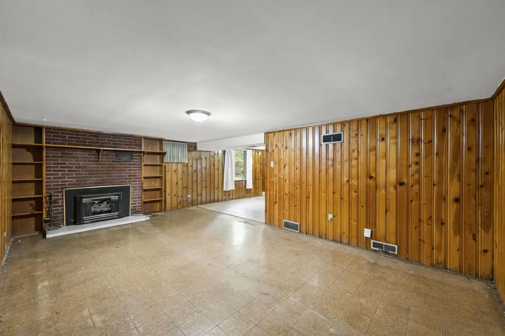 673 Mt Vernon Drive Lexington KY 40502