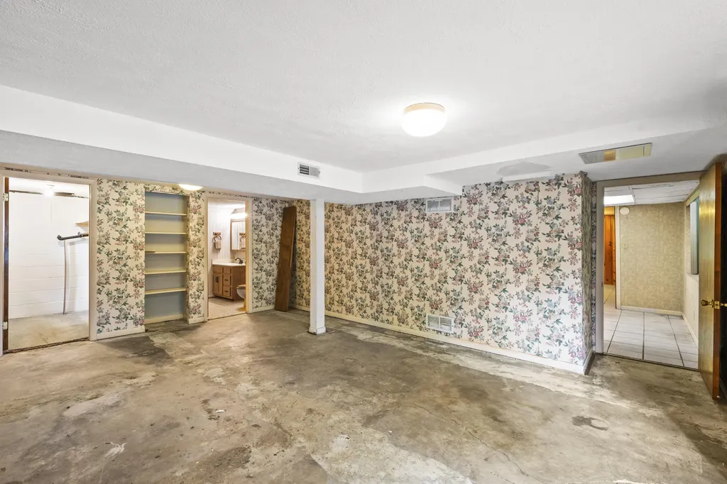 673 Mt Vernon Drive Lexington KY 40502