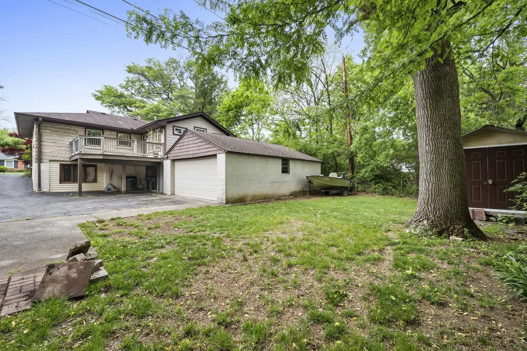 673 Mt Vernon Drive Lexington KY 40502