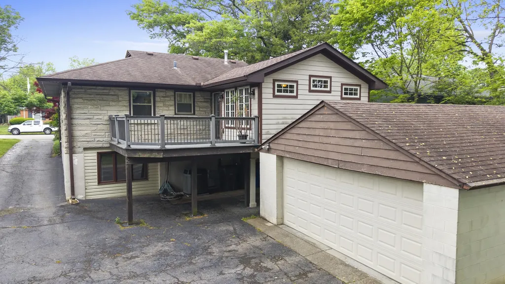 673 Mt Vernon Drive Lexington KY 40502