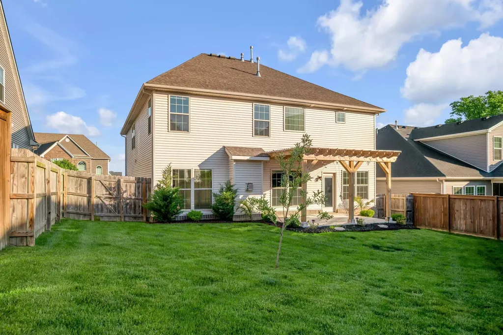 3179 Bay Springs Park Lexington KY 40509