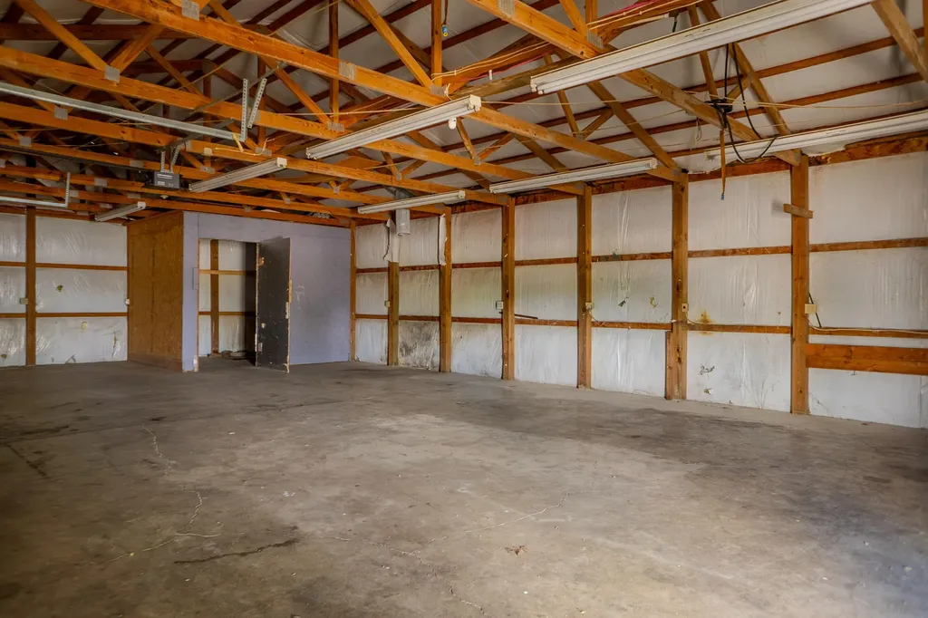8689 Bardstown Road Springfield KY 40069