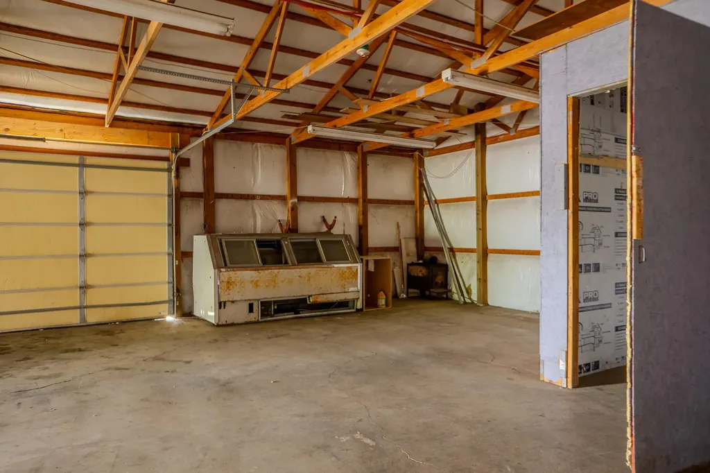 8689 Bardstown Road Springfield KY 40069