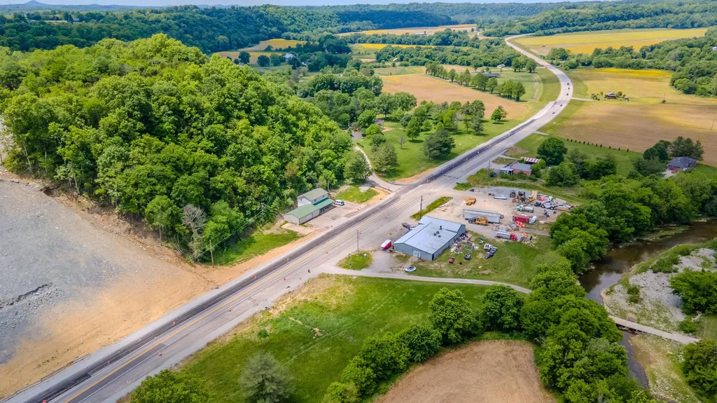 8689 Bardstown Road Springfield KY 40069
