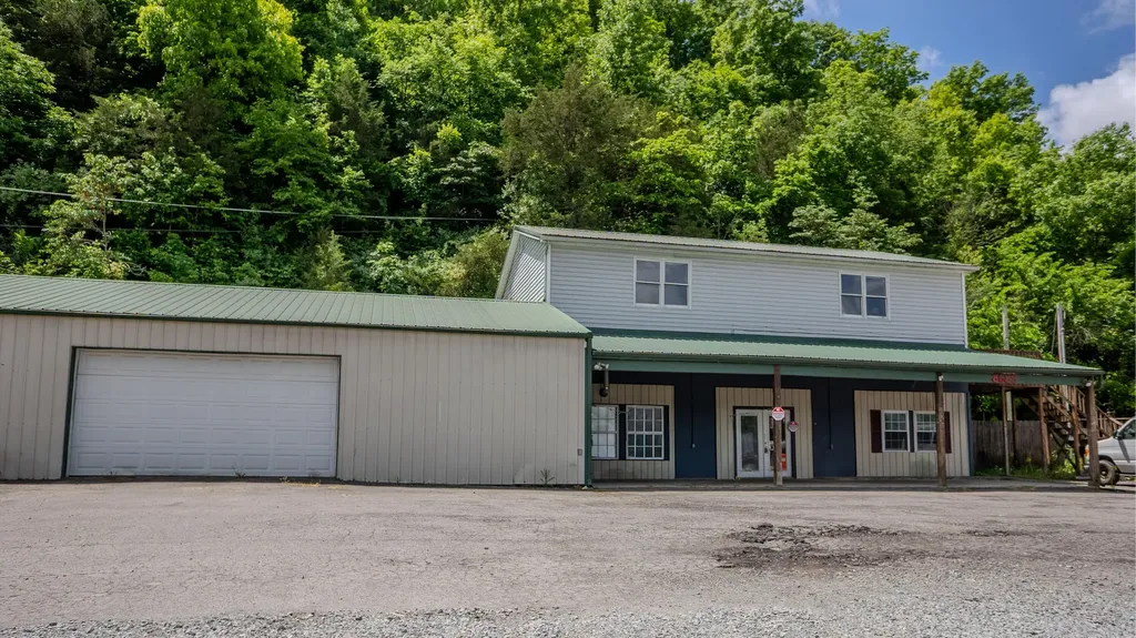 8689 Bardstown Road Springfield KY 40069