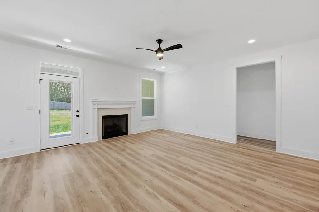 240 Harbor Village Drive Georgetown KY 40324
