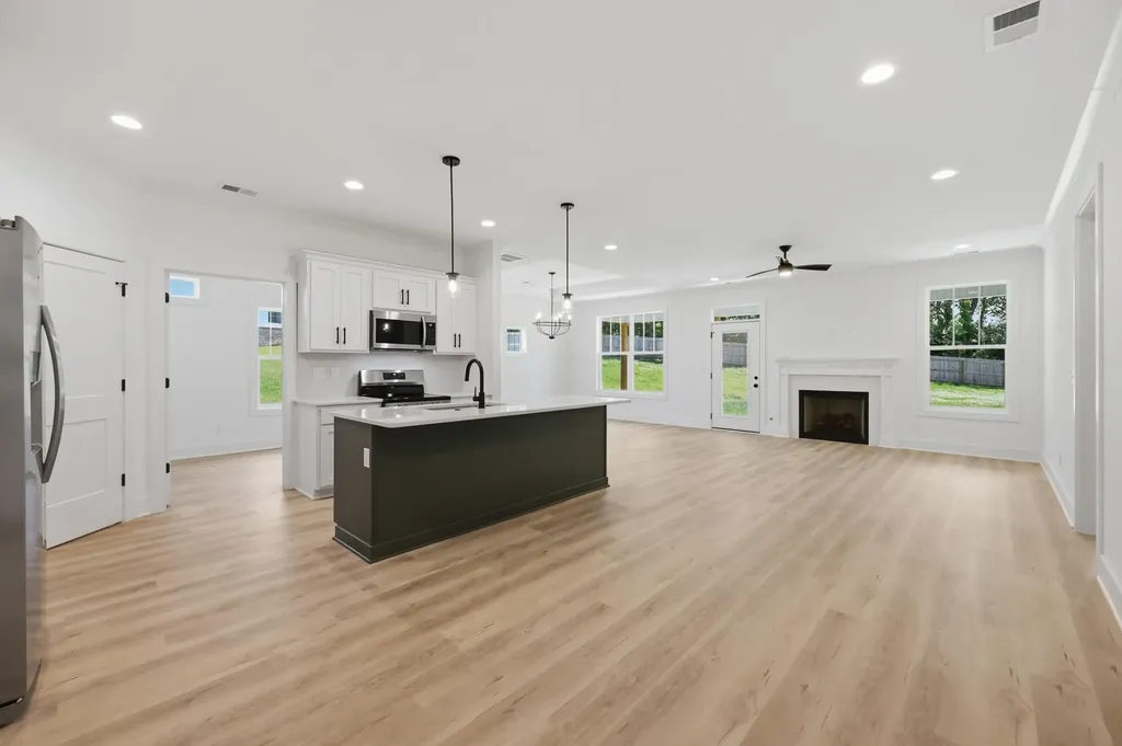 240 Harbor Village Drive Georgetown KY 40324