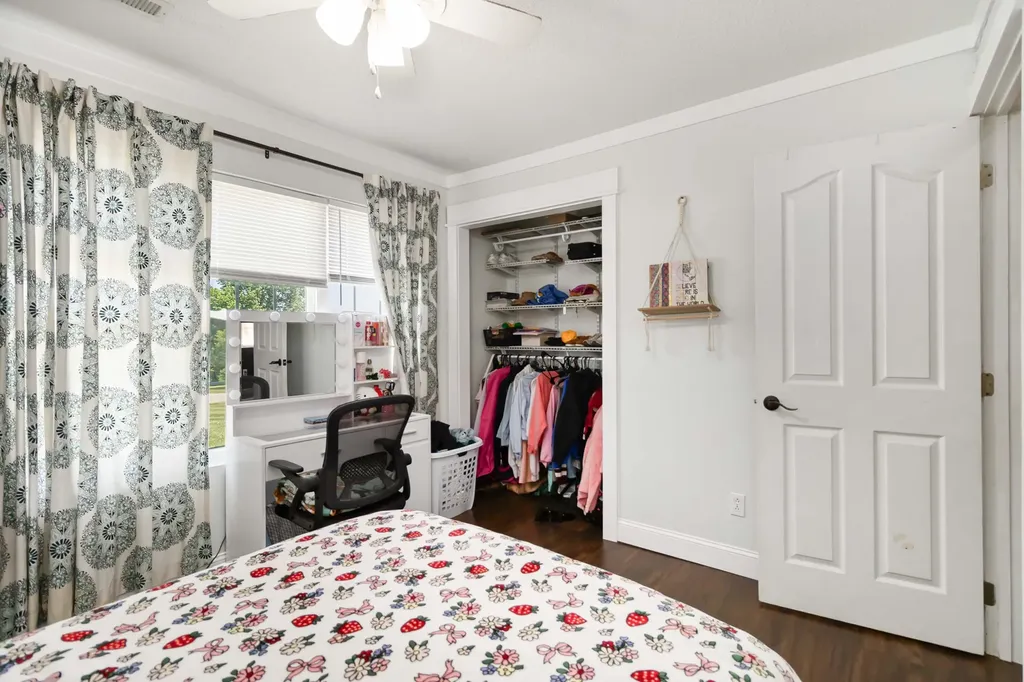 56 Alder Court London KY 40744