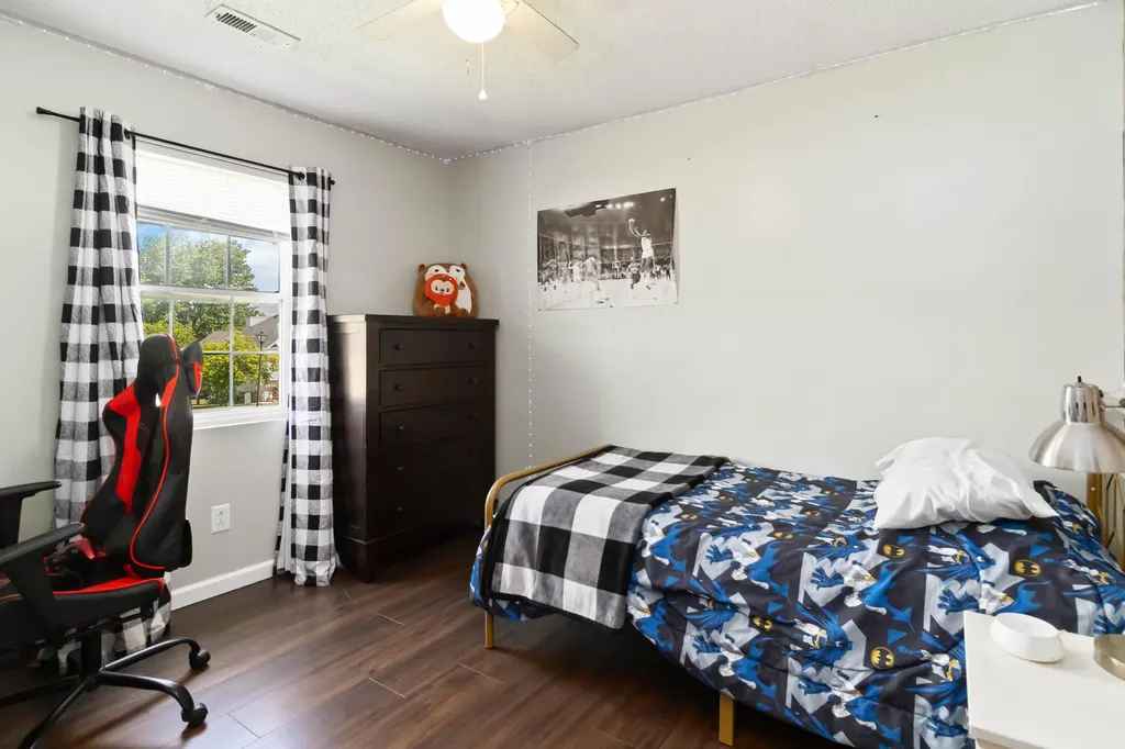 56 Alder Court London KY 40744