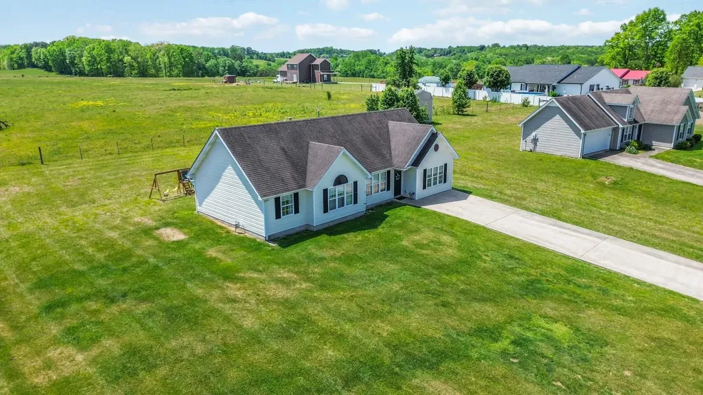 56 Alder Court London KY 40744