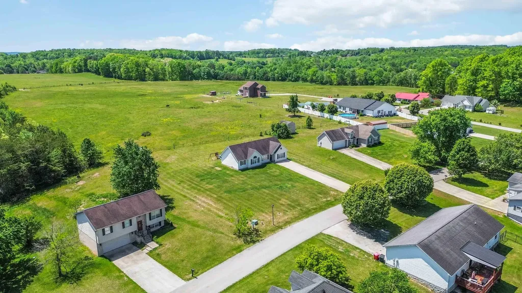 56 Alder Court London KY 40744