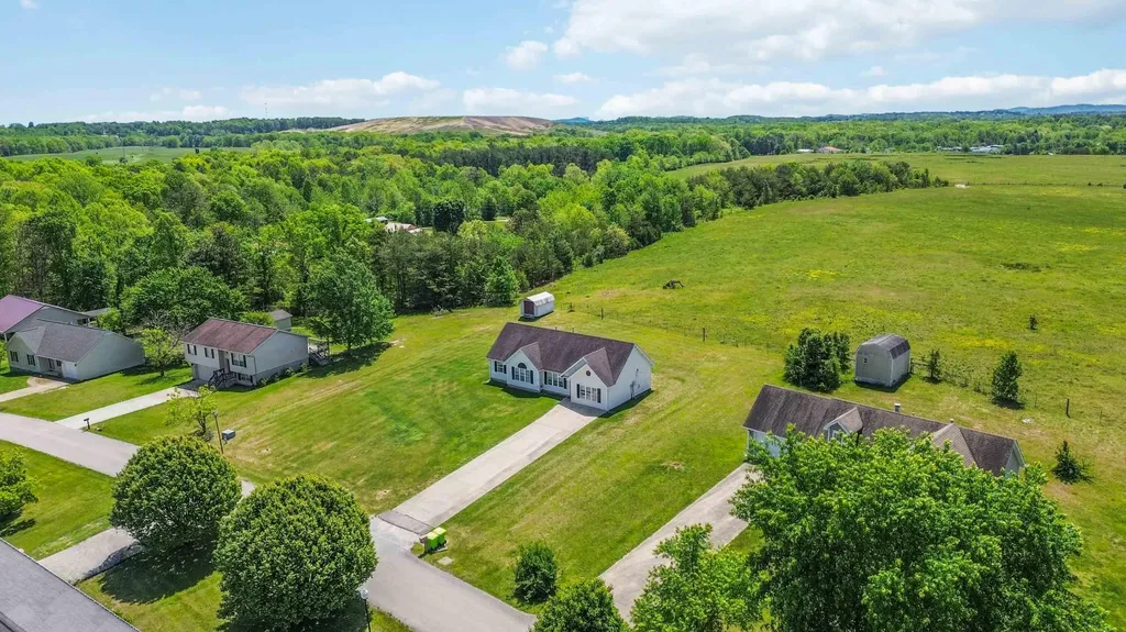 56 Alder Court London KY 40744