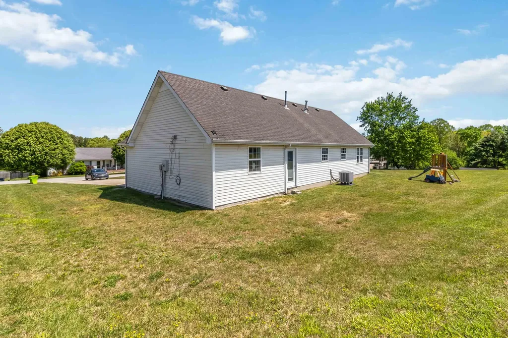 56 Alder Court London KY 40744