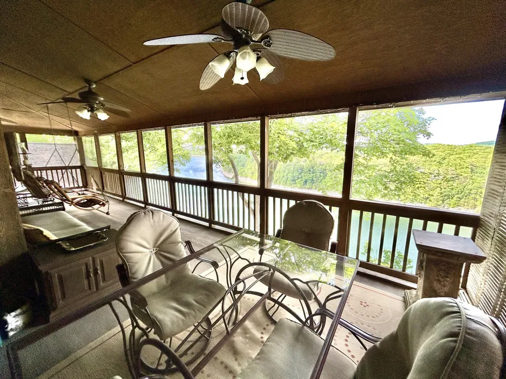 1-2 Woodson Bend Resort Bronston KY 42518